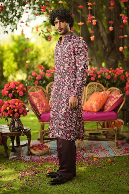 Mahima Mahajan_Burgundy Linen, Satin Embroidery Designer Floral Print Kurta Set _at_Aza_Fashions
