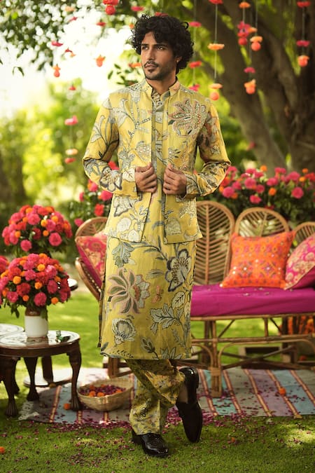 Mahima Mahajan_Gold Linen, Satin Embroidery Designer Nehru Jacket _at_Aza_Fashions