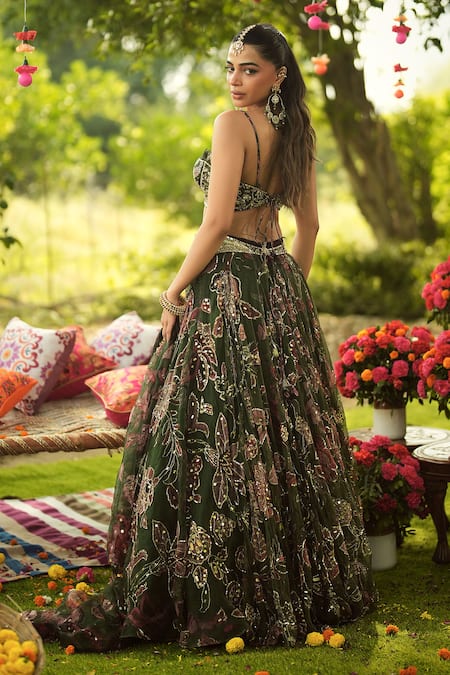 Shop Mahima Mahajan Green Organza Sequins, Embroidery Sweetheart Neck Pine Lehenga Set at Aza Fashions Shop_Mahima Mahajan_Green Organza Sequins, Embroidery Sweetheart Neck Pine Lehenga Set _at_Aza_Fashions