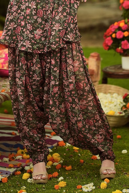 Mahima Mahajan Pink Georgette Sequins, Embroidery V-neck Floral Print Kurta And Salwar Set at Aza Fashions Mahima Mahajan_Pink Georgette Sequins, Embroidery V-neck Floral Print Kurta And Salwar Set _at_Aza_Fashions