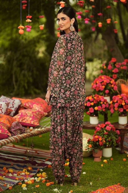 Shop Mahima Mahajan Pink Georgette Sequins, Embroidery V-neck Floral Print Kurta And Salwar Set at Aza Fashions Shop_Mahima Mahajan_Pink Georgette Sequins, Embroidery V-neck Floral Print Kurta And Salwar Set _at_Aza_Fashions