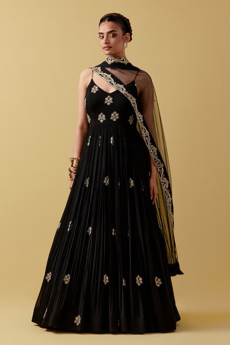 Buy Ikshita Choudhary Black Georgette, Net Embroidery V-neck Hand Anarkali Set Online at Aza Fashions Buy_Ikshita Choudhary_Black Georgette, Net Embroidery V-neck Hand Anarkali Set _Online_at_Aza_Fashions