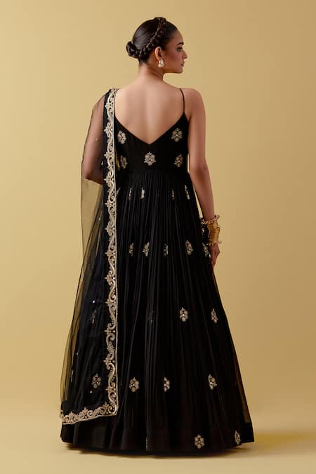 Ikshita Choudhary Black Hand Embroidered Anarkali Set 
