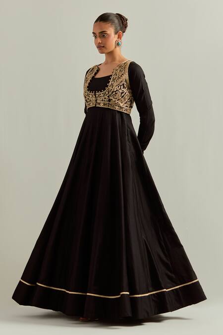 Buy_Ikshita Choudhary_Black Chanderi, Organza Embroidery Square Neck Hand Anarkali Set _Online_at_Aza_Fashions