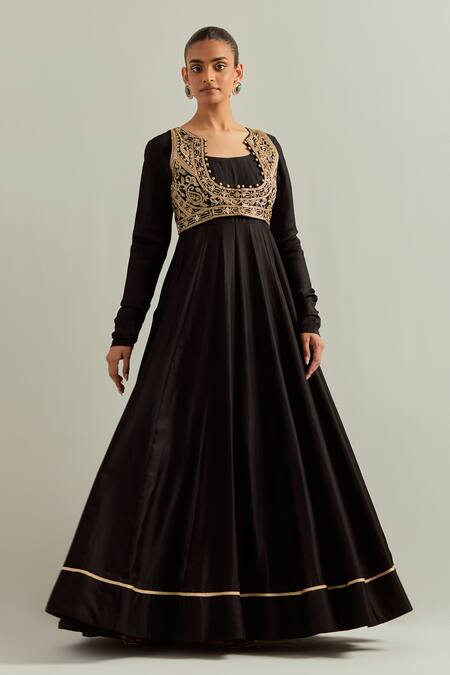 Shop_Ikshita Choudhary_Black Chanderi, Organza Embroidery Square Neck Hand Anarkali Set _Online_at_Aza_Fashions