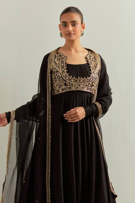 Ikshita Choudhary_Black Chanderi, Organza Embroidery Square Neck Hand Anarkali Set _at_Aza_Fashions