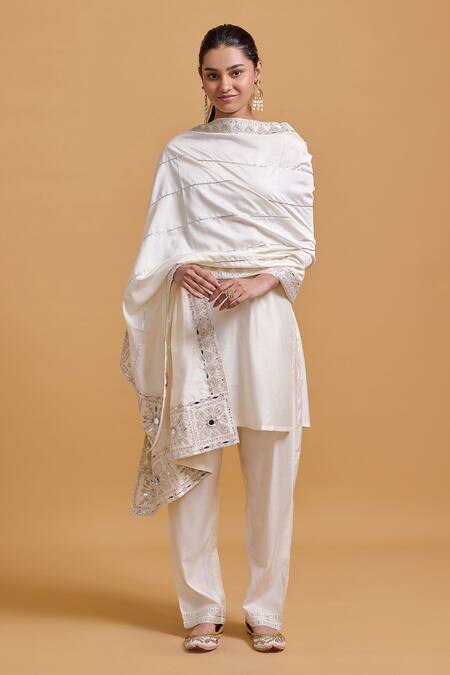 Gulabo By Abu Sandeep Off White Modal, Chanderi Embroidery Dupatta Online at Aza Fashions Gulabo By Abu Sandeep_Off White Modal, Chanderi Embroidery Dupatta _Online_at_Aza_Fashions