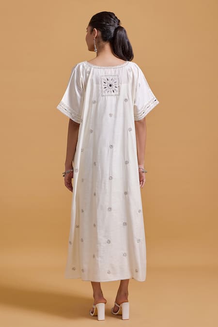 Gulabo By Abu Sandeep Embroidered Off White Kaftan 