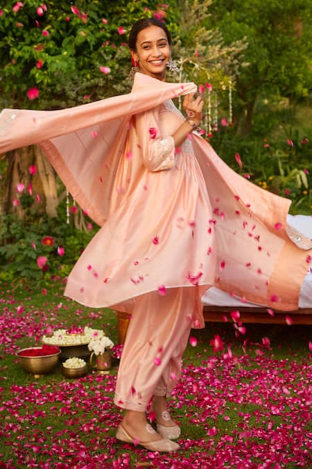 Gulabo By Abu Sandeep_Pink Modal, Chanderi Sequins, Embroidery V-neck Kurta Set _at_Aza_Fashions