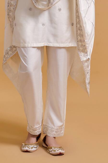 Buy Gulabo By Abu Sandeep Off White Modal, Chanderi Embroidery, Mirrors Mandarin Collar Kurta Pant Set Buy_Gulabo By Abu Sandeep_Off White Modal, Chanderi Embroidery, Mirrors Mandarin Collar Kurta Pant Set