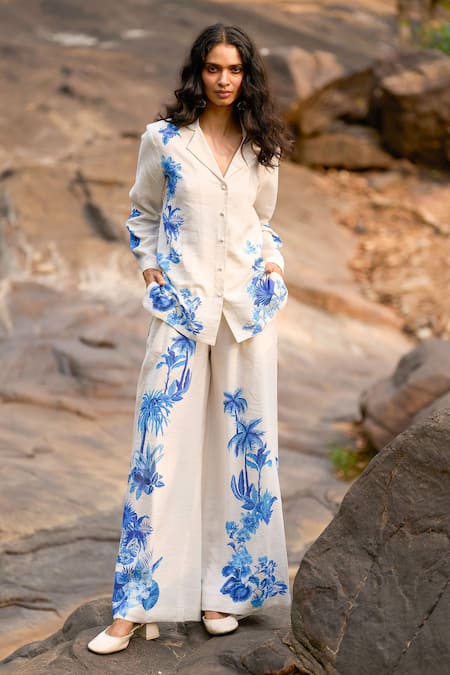 Dash And Dot White Boxy Floral Print Shirt & Pant Set 