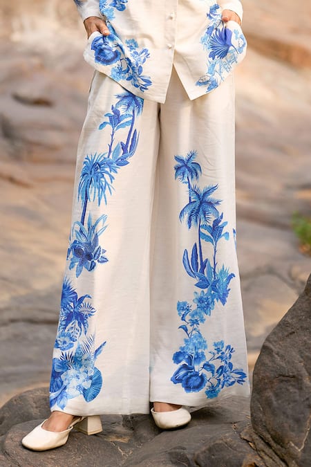 Buy_Dash And Dot_White Viscose, Linen V-neck Boxy Floral Print Shirt And Pant Set _Online_at_Aza_Fashions
