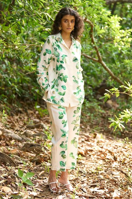 Buy_Dash And Dot_Multi Color Viscose Collared Foliage Print Shirt And Pant Set 