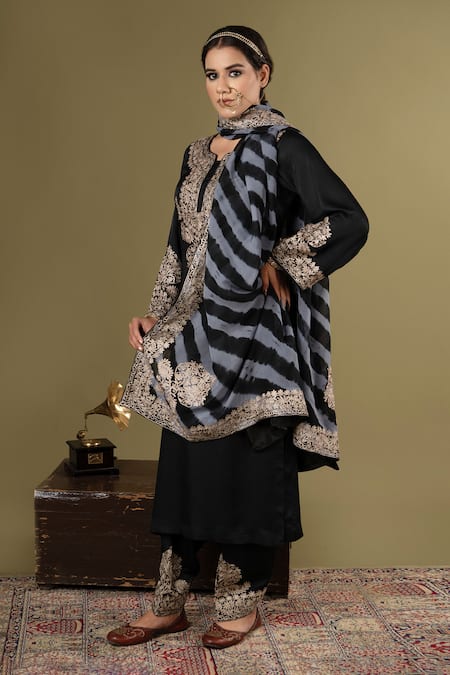 Angad Creations Noor-e-Lehr Kurta Pant Set 