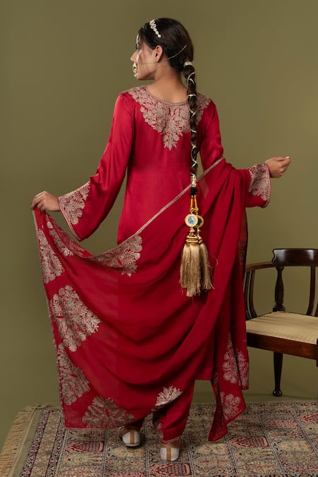 Angad Creations Zarnava Red Kurta Set 