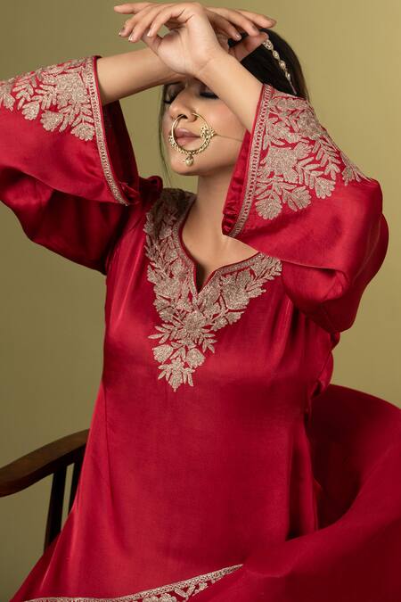 Buy_Angad Creations_Red Cotton Satin, Organza Embroidery Round Neck Zarnava Kurta Set 