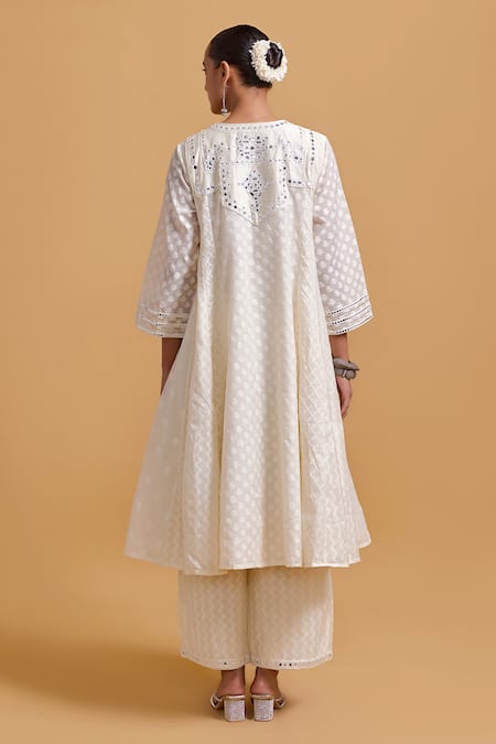 Shop Gulabo By Abu Sandeep Off White Cotton Sequins, Embroidery V-neck Designer Kurta at Aza Fashions Shop_Gulabo By Abu Sandeep_Off White Cotton Sequins, Embroidery V-neck Designer Kurta _at_Aza_Fashions
