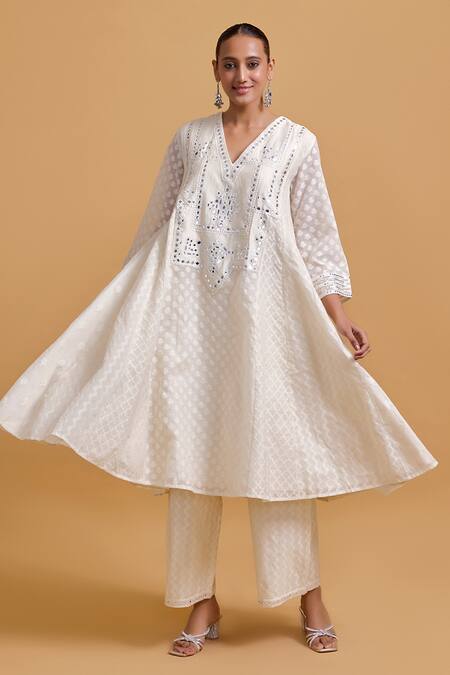 Gulabo By Abu Sandeep Off White Cotton Sequins, Embroidery V-neck Designer Kurta Online at Aza Fashions Gulabo By Abu Sandeep_Off White Cotton Sequins, Embroidery V-neck Designer Kurta _Online_at_Aza_Fashions