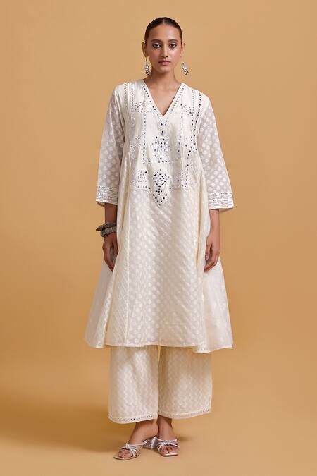 Buy Gulabo By Abu Sandeep Off White Cotton Sequins, Embroidery V-neck Designer Kurta Online at Aza Fashions Buy_Gulabo By Abu Sandeep_Off White Cotton Sequins, Embroidery V-neck Designer Kurta _Online_at_Aza_Fashions