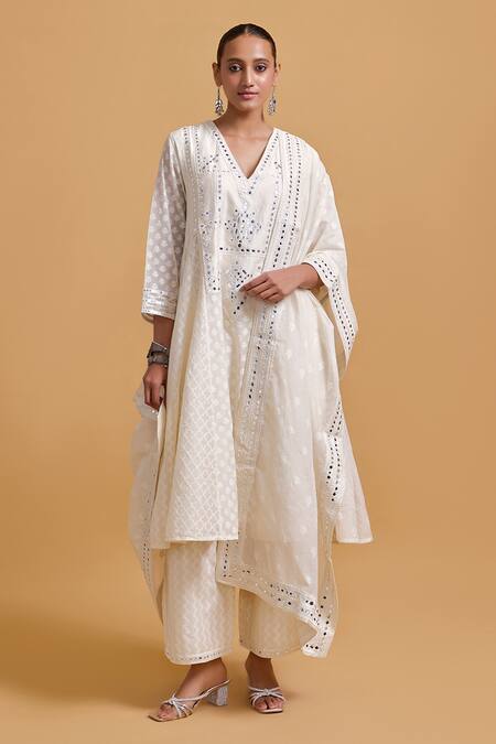Shop Gulabo By Abu Sandeep Off White Cotton Sequins, Embroidery V-neck Designer Kurta Online at Aza Fashions Shop_Gulabo By Abu Sandeep_Off White Cotton Sequins, Embroidery V-neck Designer Kurta _Online_at_Aza_Fashions