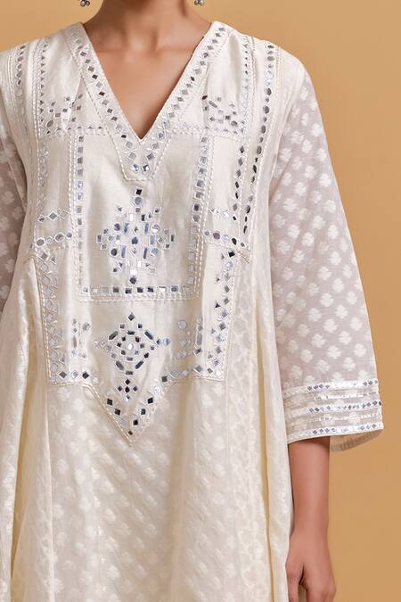 Buy Gulabo By Abu Sandeep Off White Cotton Sequins, Embroidery V-neck Designer Kurta Buy_Gulabo By Abu Sandeep_Off White Cotton Sequins, Embroidery V-neck Designer Kurta