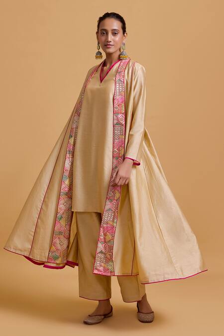 Shop_Gulabo By Abu Sandeep_Beige Chanderi Embroidery V-neck Jacket Kurta Pant Set _Online_at_Aza_Fashions