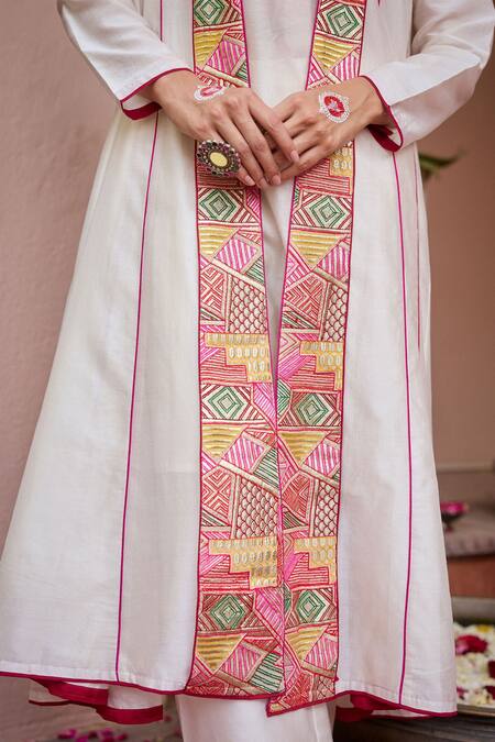 Buy_Gulabo By Abu Sandeep_Off White Chanderi Embroidery V-, Round Jacket Kurta Pant Set 
