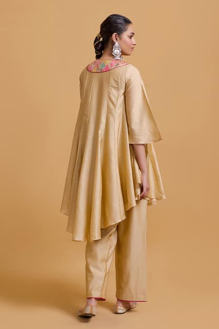 Gulabo By Abu Sandeep Beige Chanderi Embroidered Kurta Pant Set 