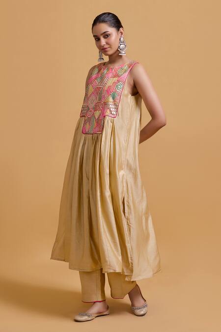 Shop_Gulabo By Abu Sandeep_Beige Chanderi Embroidery Round Neck Kurta Set _Online_at_Aza_Fashions