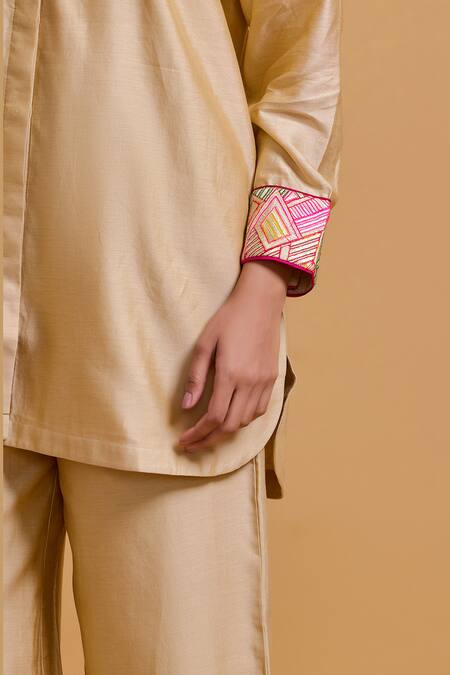 Buy_Gulabo By Abu Sandeep_Beige Chanderi Embroidery Collared Shirt And Pant Set _Online_at_Aza_Fashions