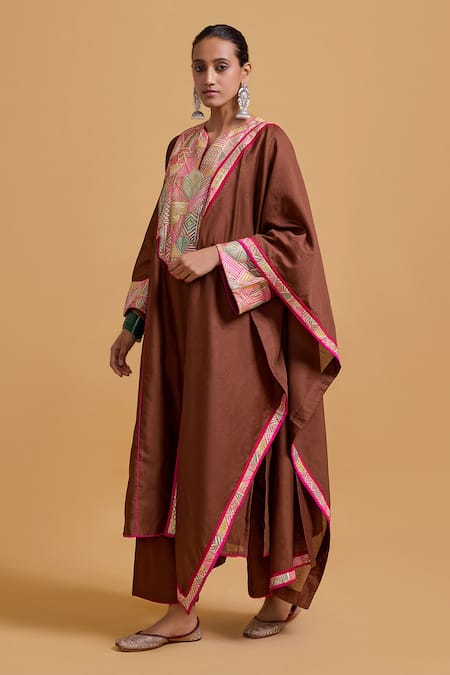 Gulabo by Abu Sandeep Chanderi Embroidered Kurta Pant Set 