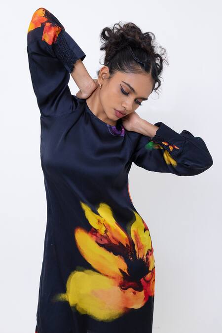 Buy_Pop Sugar_Black Vegan Silk Round Neck Floral Print Kurta Pant Set _Online_at_Aza_Fashions