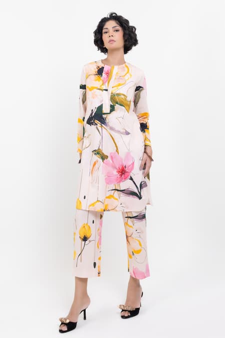 Pop Sugar Multi Color Cotton Round Neck Floral Printed Kurta Pant Set