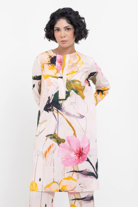 Buy_Pop Sugar_Multi Color Cotton Round Neck Floral Printed Kurta Pant Set _Online_at_Aza_Fashions