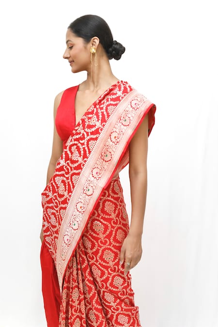 Neha & Tarun_Red Silk Embroidery Woven Saree With Blouse Piece _at_Aza_Fashions