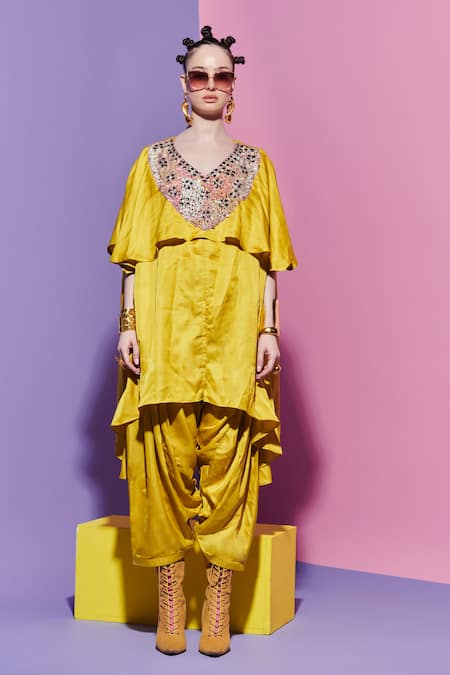 Esha L Amin Yellow Geometric Embroidered Tunic 