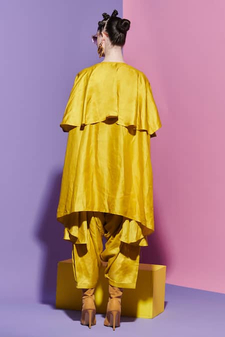 Esha L Amin Yellow Geometric Embroidered Tunic 