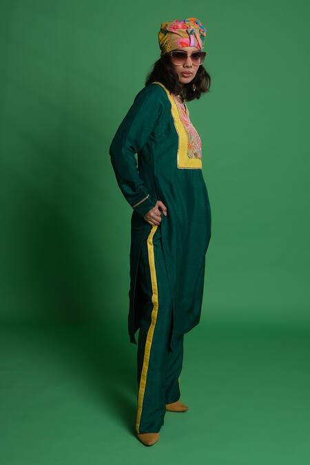 Esha L Amin_Multi Color Silk Embroidery Round Neck Green Croissant Print Kurta _Online_at_Aza_Fashions