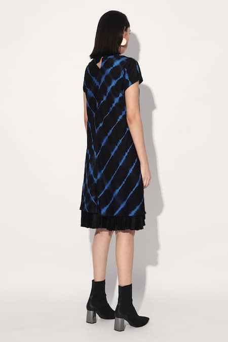 Shop Linetribe_ Black Viscose, Silk Split V-neck Blue Tie-dye Dress Online at Aza Fashions Shop_Linetribe__Black Viscose, Silk Split V-neck Blue Tie-dye Dress _Online_at_Aza_Fashions