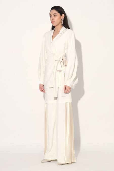 Shop Linetribe_ White Crepe Imported Pant Online at Aza Fashions Shop_Linetribe__White Crepe Imported Pant _Online_at_Aza_Fashions