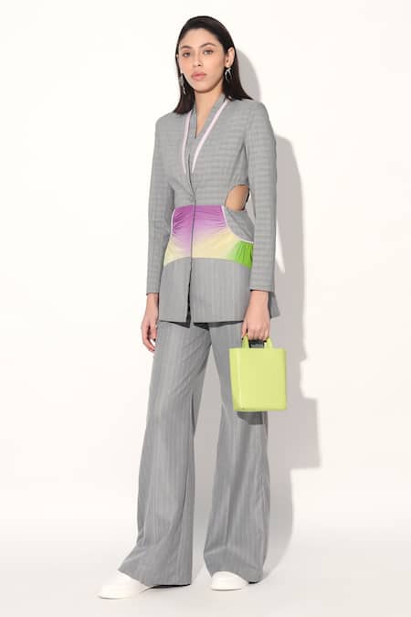 Linetribe_ Gray Designer Grey Suiting Blazer And Pant Set 