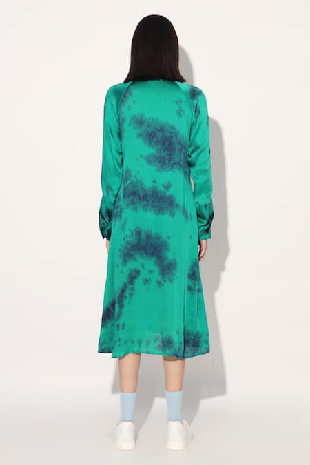 Shop Linetribe_ Green Viscose, Satin Collared Tie-dye Dress at Aza Fashions Shop_Linetribe__Green Viscose, Satin Collared Tie-dye Dress _at_Aza_Fashions