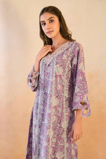 Shop_Nero India_Mauve Cotton Embroidery, Cut Work V-neck Chintz Kurta And Pants _Online_at_Aza_Fashions