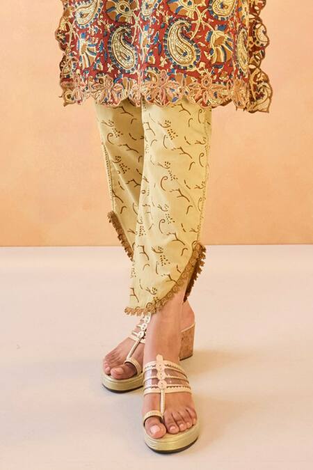 Buy Nero India Red Cotton Embroidery V-neck Ruby Petal Scallop Kurta And Pant Set Online at Aza Fashions Buy_Nero India_Red Cotton Embroidery V-neck Ruby Petal Scallop Kurta And Pant Set _Online_at_Aza_Fashions