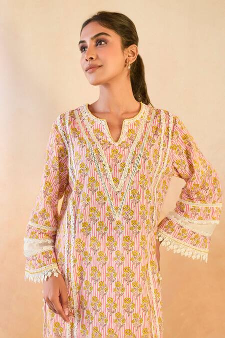 Buy Nero India Pink Cotton Lace V-neck Charm Kurta With Tulip Pants Online at Aza Fashions Buy_Nero India_Pink Cotton Lace V-neck Charm Kurta With Tulip Pants _Online_at_Aza_Fashions