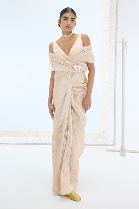 Ekaya Banaras Peach Organza, Silk Pearls V-neck Designer Handwoven Saree Set 