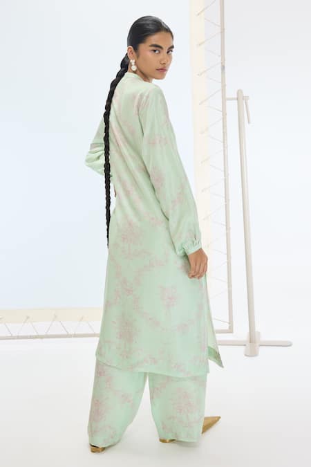 Ekaya Banaras Handwoven Silk Kurta Set 