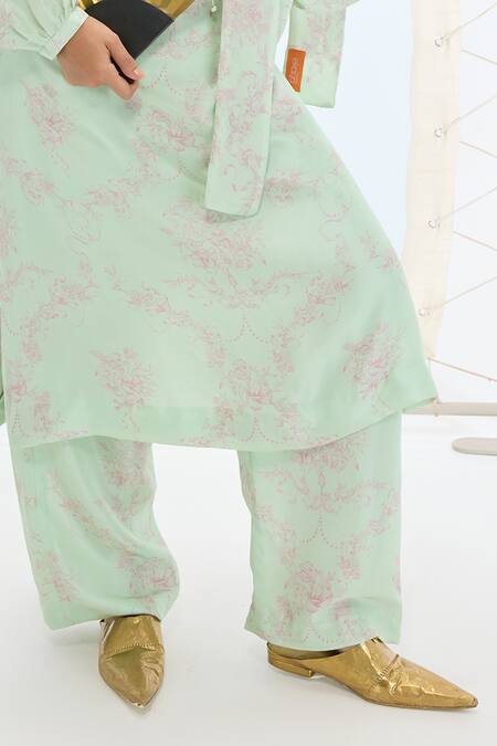 Buy_Ekaya Banaras_Green Silk Split V-neck Handwoven Kurta Set _Online_at_Aza_Fashions