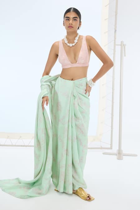 Ekaya Banaras Peach Silk Pearls Handwoven Designer Saree Set 