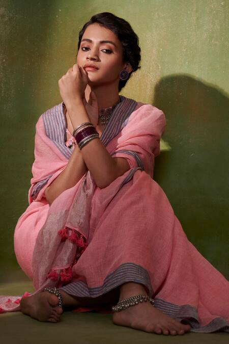 Dressfolk_Pink Handloom Cotton Round Neck Linen Saree Set_at_Aza_Fashions